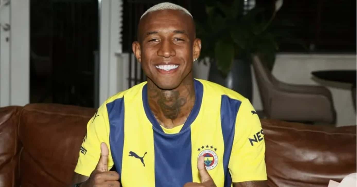 Talisca - (Foto: Divulgação/Fenerbahce)