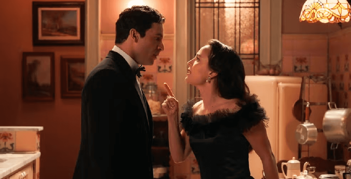Estela e Celso em Êta Mundo Melhor (Foto: Reprodução/Globo)