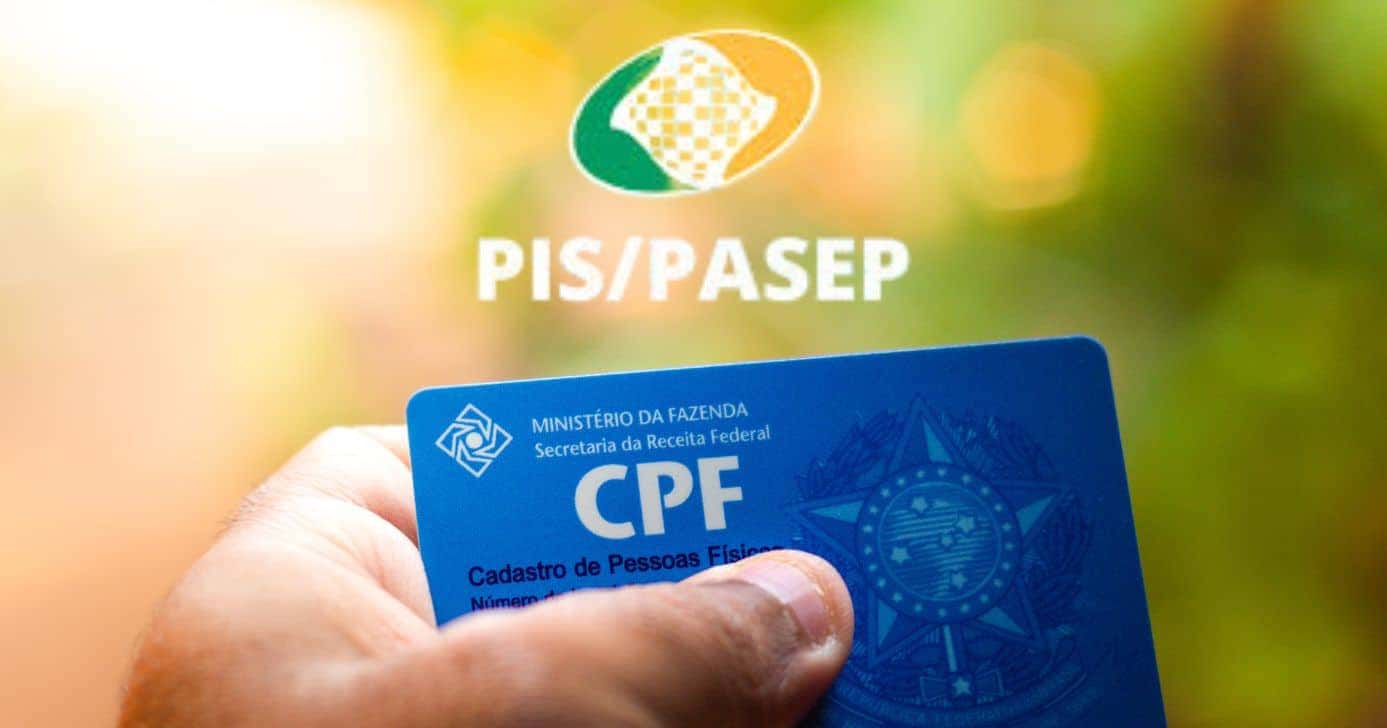 Logo PIS/Pasep e homem segurando o CPF (Foto: Montagem TV Foco / Canva / Internet)
