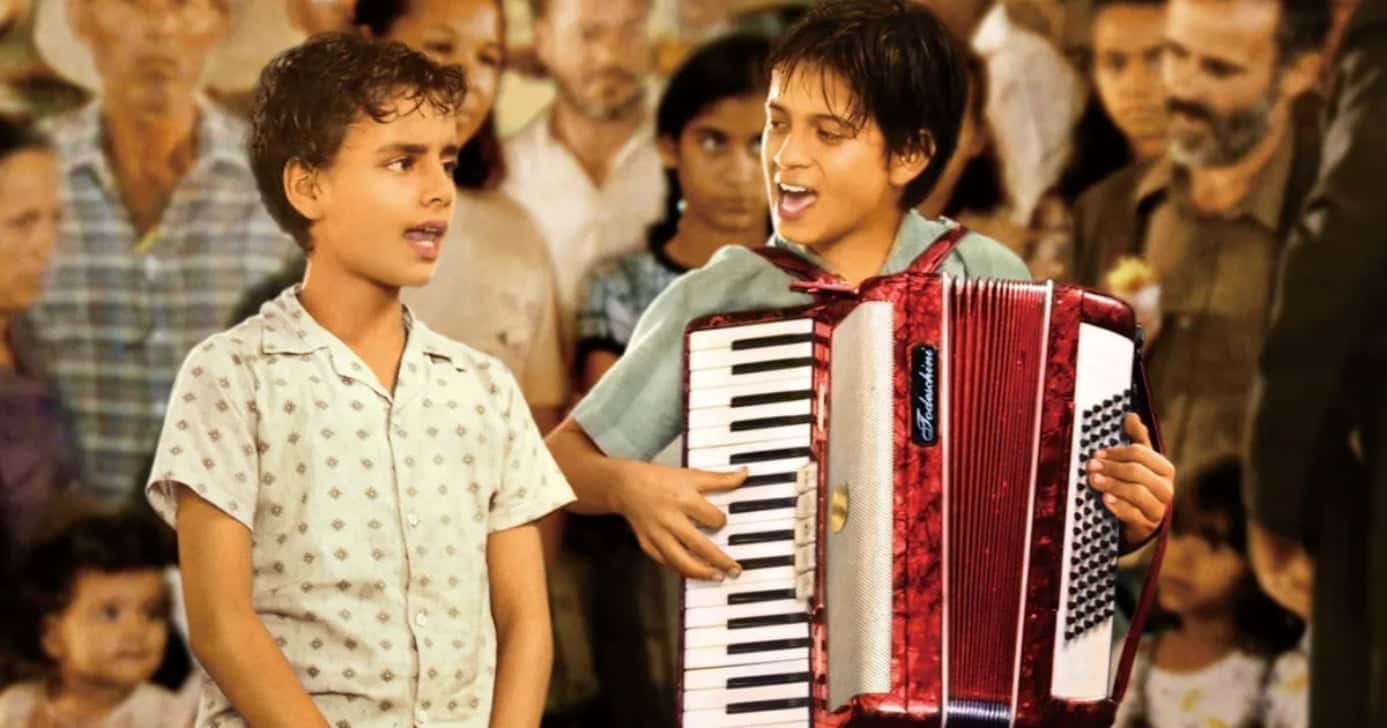 Veja como estão hoje em dia as crianças que atuaram no filme 2 Filhos de Francisco (Foto: Globo Filmes)