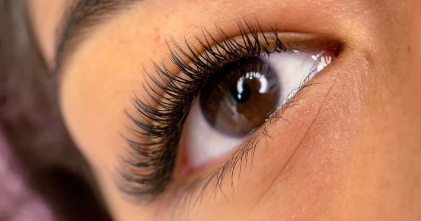 Cílios enormes e com volume (Foto: Divulgação)