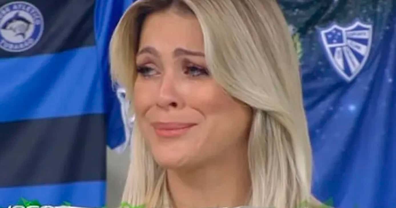 Renata Fan chorando (Foto: Reprodução)