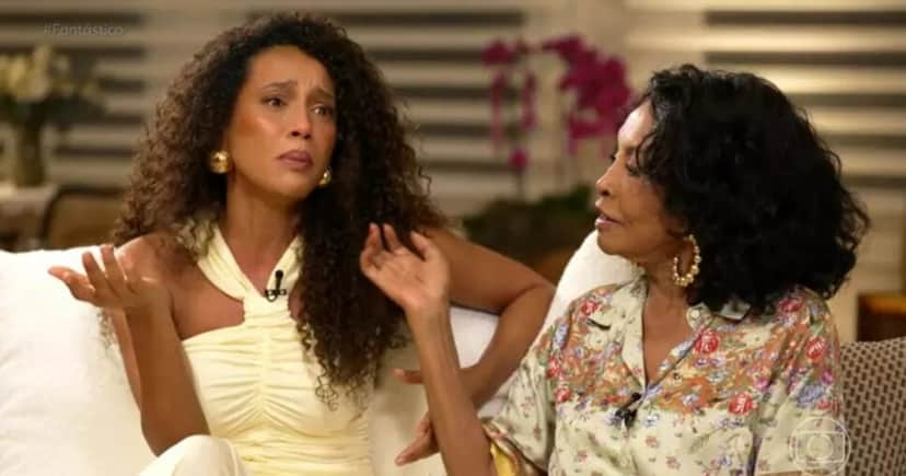 Atriz se emociona Atriz se emociona