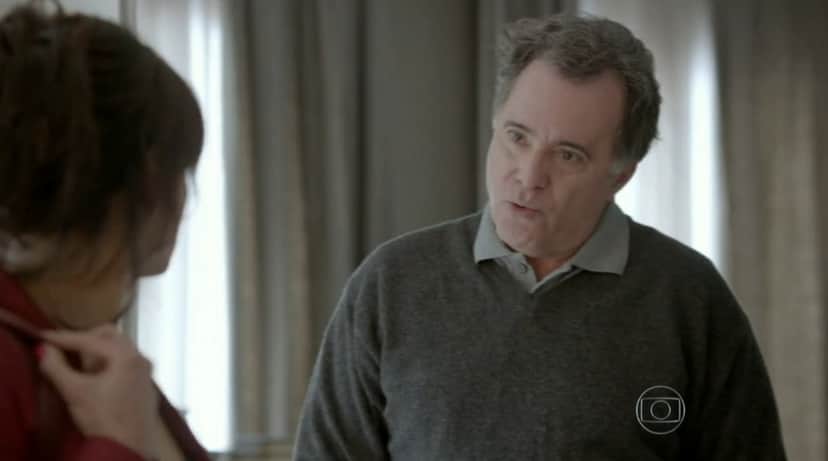 “A Mulher do Prefeito”: Aurora e Reinaldo são chantageados (Foto: Reprodução/TV Globo) “A Mulher do Prefeito”: Aurora e Reinaldo são chantageados (Foto: Reprodução/TV Globo)