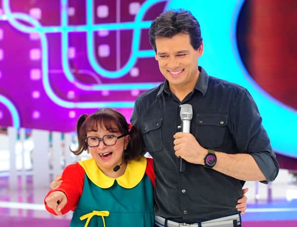 “Domingo Legal” vence Record na média nacional do mês de novembro “Domingo Legal” vence Record na média nacional do mês de novembro