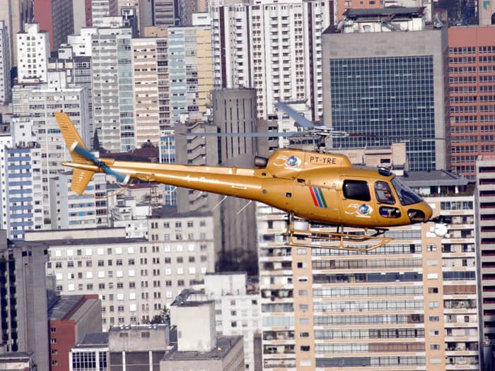 Record usa helicóptero do jornalismo para pagar parte da multa de Gugu Liberato Record usa helicóptero do jornalismo para pagar parte da multa de Gugu Liberato