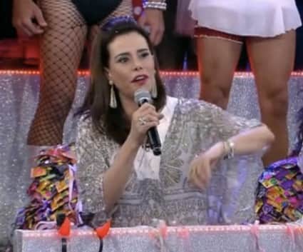 Narcisa evitou o máximo Glória Maria Narcisa evitou o máximo Glória Maria