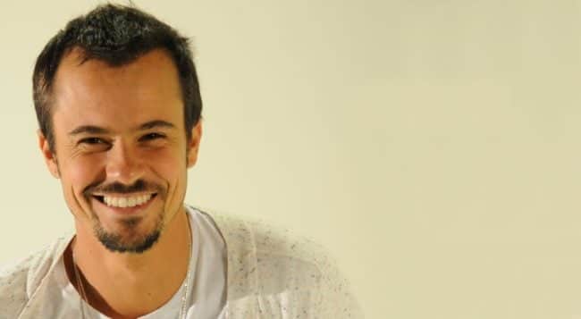Paulo Vilhena nega namoro com Priscila Fantin (Foto: Reprodução) Paulo Vilhena nega namoro com Priscila Fantin (Foto: Reprodução)