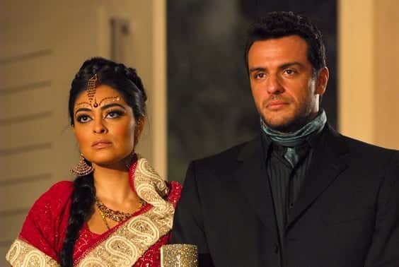 Raj (Rodrigo Lombardi) e Maya (Juliana Paes) (Foto: TV Globo / Renato Rocha Miranda) Raj (Rodrigo Lombardi) e Maya (Juliana Paes) (Foto: TV Globo / Renato Rocha Miranda)