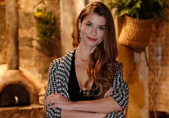 A atriz Alinne Moraes (Foto divulgação) A atriz Alinne Moraes (Foto divulgação)