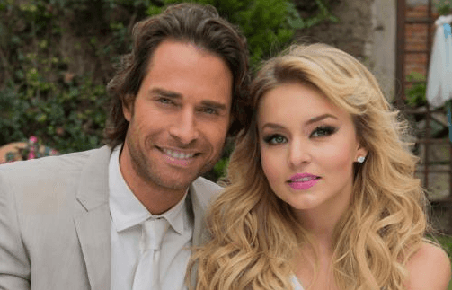 Angelique Boyer e Sebastián Rulli em cena da novela Teresa (Foto: Divulgação) Angelique Boyer e Sebastián Rulli em cena da novela Teresa (Foto: Divulgação)