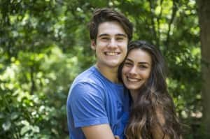 Rodrigo ( Nicolas Prattes) e Luciana ( Marina Moschen) (Foto: Globo/Renato Rocha Miranda) Rodrigo ( Nicolas Prattes) e Luciana ( Marina Moschen) (Foto: Globo/Renato Rocha Miranda)