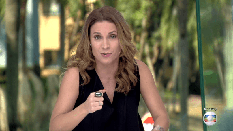 Maíra Charken no "Vídeo Show" de 25 de abril, última vez que apareceu na bancada do programa (Foto: Reprodução/Globo) Maíra Charken no "Vídeo Show" de 25 de abril, última vez que apareceu na bancada do programa (Foto: Reprodução/Globo)
