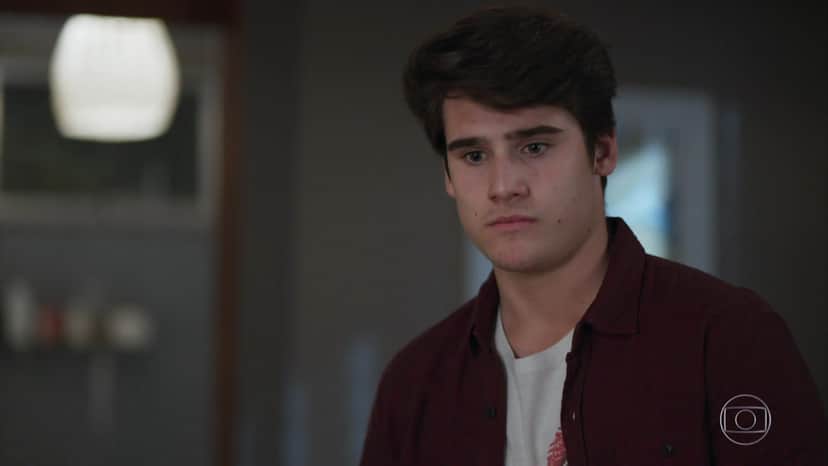Rodrigo (Nicolas Prattes) em cena de "Malhação: Seu Lugar no Mundo" (Foto: Reprodução/Globo) Rodrigo (Nicolas Prattes) em cena de "Malhação: Seu Lugar no Mundo" (Foto: Reprodução/Globo)