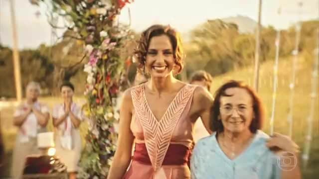 http://tvfoco.uai.com.br/wp-content/uploads/2015/05/Daniela-Mercury.jpg http://tvfoco.uai.com.br/wp-content/uploads/2015/05/Daniela-Mercury.jpg