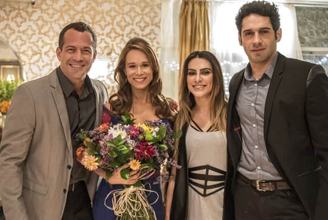 Apolo (Malvino Salvador), Tancinha (Mariana Ximenes), Tamara (Cleo Pires) e Beto (João Baldasserini) em "Haja Coração" (Foto: Globo/Renato Rocha Miranda) Apolo (Malvino Salvador), Tancinha (Mariana Ximenes), Tamara (Cleo Pires) e Beto (João Baldasserini) em "Haja Coração" (Foto: Globo/Renato Rocha Miranda)