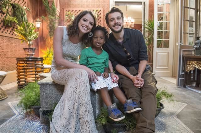 http://tvfoco.uai.com.br/wp-content/uploads/2015/05/Daniela-Mercury.jpg