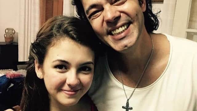 Atriz Klara Castanho ao lado do ator Bruno Mazeo (Foto: Divulgação) Atriz Klara Castanho ao lado do ator Bruno Mazeo (Foto: Divulgação)