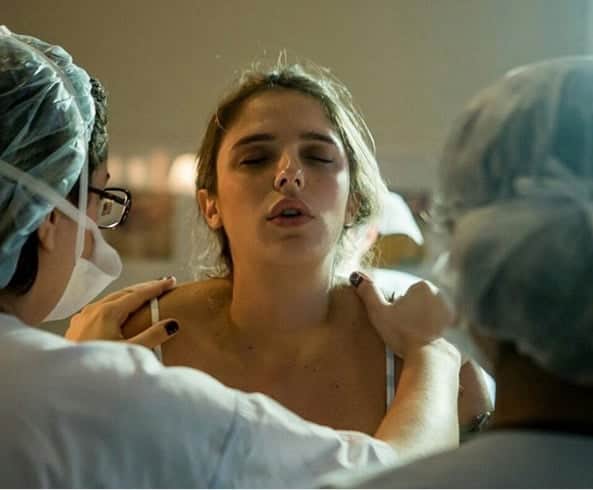Rafa Brites diz que fez cesariana após 19h em trabalho de parto (Foto: Reprodução) Rafa Brites diz que fez cesariana após 19h em trabalho de parto (Foto: Reprodução)