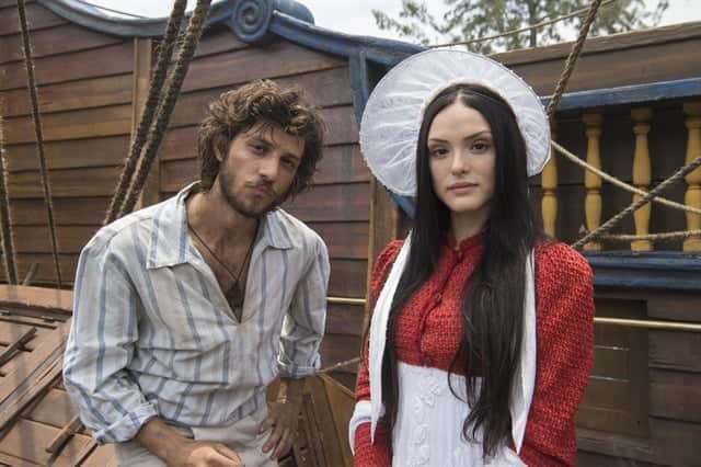 Joaquim (Chay Suede) e Anna (Isabelle Drummond) em 'Novo Mundo' (Foto: Globo /Estevam Avellar) Joaquim (Chay Suede) e Anna (Isabelle Drummond) em 'Novo Mundo' (Foto: Globo /Estevam Avellar)
