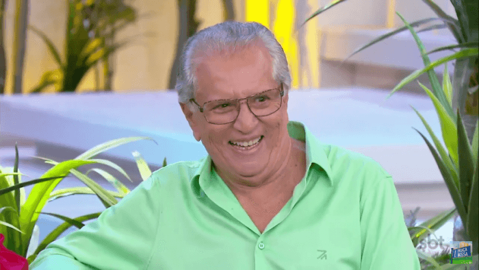 Carlos Alberto de Nóbrega em "A Praça é Nossa" (Foto: Reprodução/SBT) Carlos Alberto de Nóbrega em "A Praça é Nossa" (Foto: Reprodução/SBT)