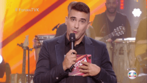 André Marques apresenta o "The Voice Kids" (Foto: Reprodução/Globo) André Marques apresenta o "The Voice Kids" (Foto: Reprodução/Globo)