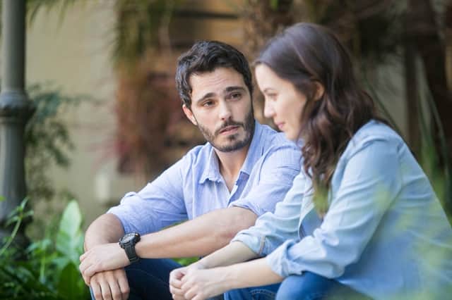 Tiago (Thiago Rodrigues) e Júlia (Nathalia Dill) em 'Rock Story' (Foto: Globo/Raquel Cunha) Tiago (Thiago Rodrigues) e Júlia (Nathalia Dill) em 'Rock Story' (Foto: Globo/Raquel Cunha)