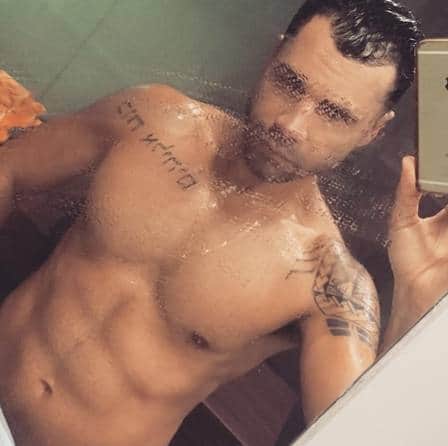 Rodrigo Sant’Anna sem camisa (Foto: Instagram / Reprodução) Rodrigo Sant’Anna sem camisa (Foto: Instagram / Reprodução)