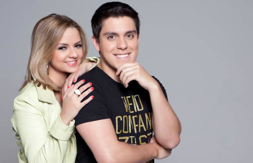 Nasce filha dos cantores Maria Cecilia e Rodolfo Nasce filha dos cantores Maria Cecilia e Rodolfo