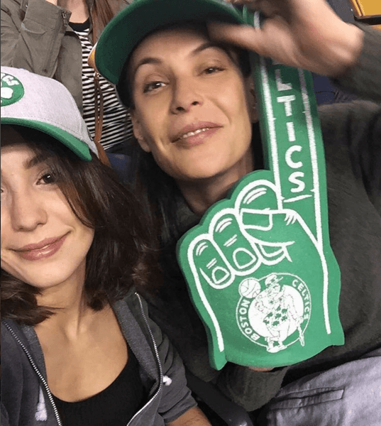 A atriz Carolina Ferraz e a filha. (Foto: Reprodução/Instagram) A atriz Carolina Ferraz e a filha. (Foto: Reprodução/Instagram)