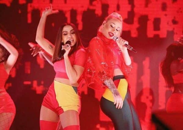 Anitta desmente climão com cantora (Foto: Reprodução) Anitta desmente climão com cantora (Foto: Reprodução)