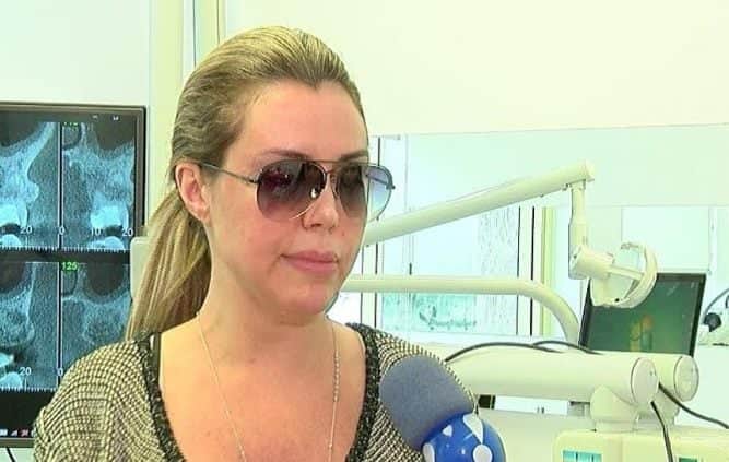 Renata Banhara fará cirurgia (Foto - divulgação/RedeTV!.) Renata Banhara fará cirurgia (Foto - divulgação/RedeTV!.)