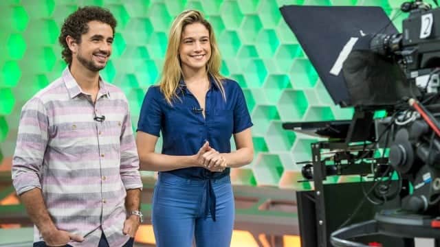 Fernanda Gentil e Felipe Andreoli comandam o Esporte Espetacular aos domingos Fernanda Gentil e Felipe Andreoli comandam o Esporte Espetacular aos domingos