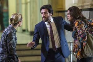 Jeiza (Paolla Oliveira), Caio (Rodrigo Lombardi) e Bibi (Juliana Paes) em 'A Força do Querer' (Foto: Globo/Mauricio Fidalgo) Jeiza (Paolla Oliveira), Caio (Rodrigo Lombardi) e Bibi (Juliana Paes) em 'A Força do Querer' (Foto: Globo/Mauricio Fidalgo)