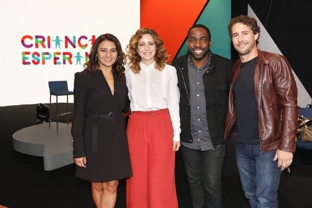 Dira Paes, Leandra Leal, Lázaro Ramos e Flávio Canto na coletiva de Criança Esperança' (Foto: Globo/Marcos Rosa) sbt Dira Paes, Leandra Leal, Lázaro Ramos e Flávio Canto na coletiva de Criança Esperança' (Foto: Globo/Marcos Rosa) sbt