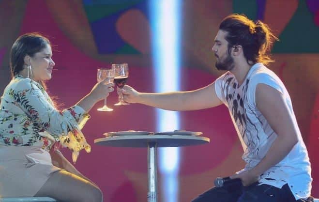 Cantor Luan Santana está bem "soltinho" Cantor Luan Santana está bem "soltinho"