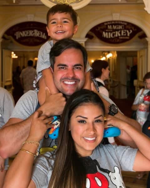 Simone e família (Foto: Reprodução) Simone e família (Foto: Reprodução)
