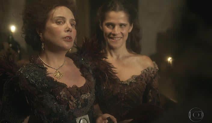 Heloísa Perissé e Ingrid Guimarães em "Novo Mundo". (Foto: Reprodução/TV Globo) Heloísa Perissé e Ingrid Guimarães em "Novo Mundo". (Foto: Reprodução/TV Globo)