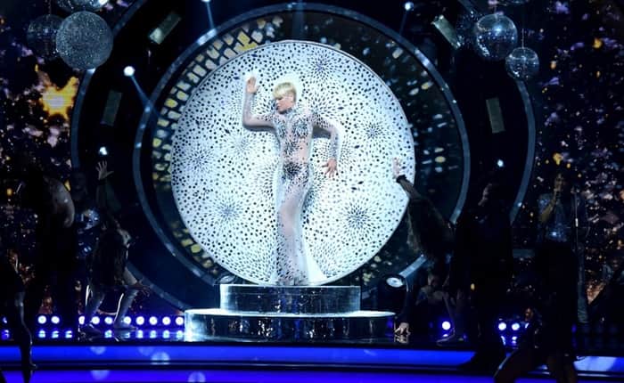 Xuxa no especial de fim de ano do Dancing Brasil (Foto: Blad Meneghel) Xuxa no especial de fim de ano do Dancing Brasil (Foto: Blad Meneghel)