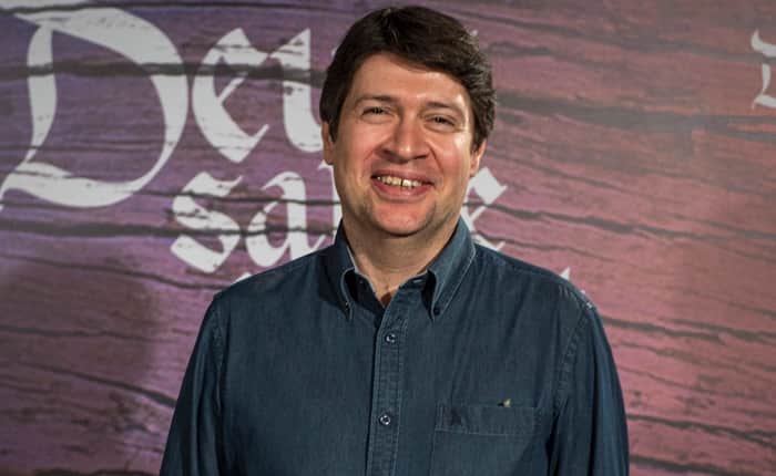 O autor Daniel Adjafre no lançamento de Deus Salve o Rei (Foto: Globo/João Cotta) O autor Daniel Adjafre no lançamento de Deus Salve o Rei (Foto: Globo/João Cotta)