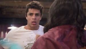 Tato (Matheus Abreu) diante de K1 (Talita Younan) em Malhação: Viva a Diferença (Foto: Globo/Victor Pollak) Tato (Matheus Abreu) diante de K1 (Talita Younan) em Malhação: Viva a Diferença (Foto: Globo/Victor Pollak)