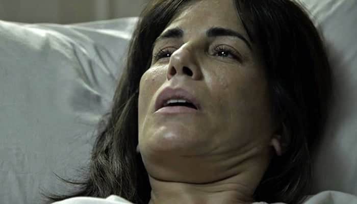 Duda/Elizabeth (Gloria Pires) no quarto de hospital (Foto: Divulgação/Globo) Duda/Elizabeth (Gloria Pires) no quarto de hospital (Foto: Divulgação/Globo)