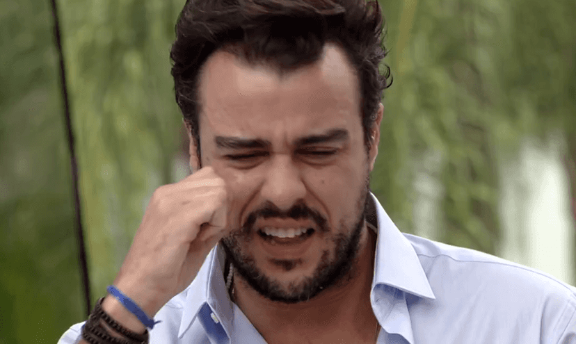 Joaquim Lopes chorando (Foto: Reprodução/Globo) Joaquim Lopes chorando (Foto: Reprodução/Globo)