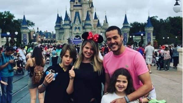 Susana Werner está chateada com contratação do goleiro Julio César Susana Werner está chateada com contratação do goleiro Julio César