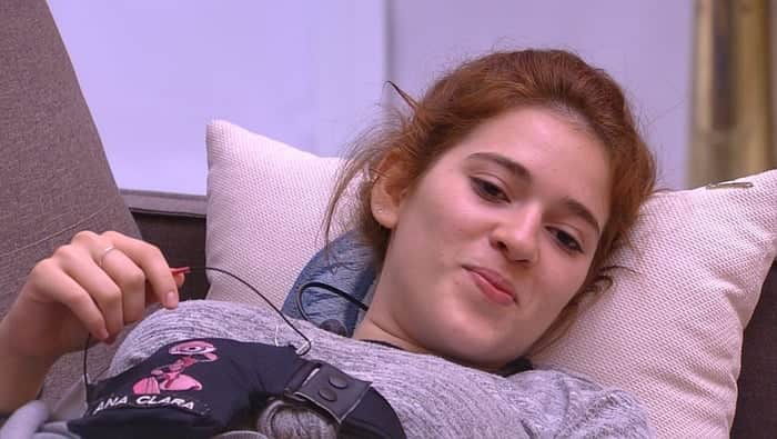 Ana Clara durante conversa no BBB18 <br /> (Foto: Reprodução/BBB) Ana Clara durante conversa no BBB18 <br /> (Foto: Reprodução/BBB)