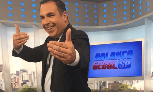 O apresentador Reinaldo Gottino no Balanço Geral SP. (Foto: Reprodução/Instagram) O apresentador Reinaldo Gottino no Balanço Geral SP. (Foto: Reprodução/Instagram)