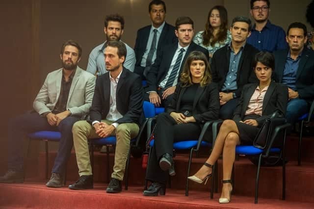 Plateia no Julgamento de Vinícius (Flávio Tolezani) em O Outro Lado do Paraíso (Foto: Globo/Raquel Cunha) Plateia no Julgamento de Vinícius (Flávio Tolezani) em O Outro Lado do Paraíso (Foto: Globo/Raquel Cunha)