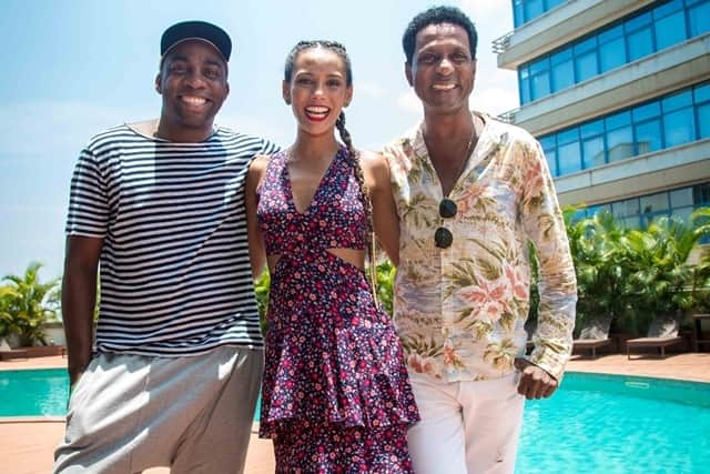 Lázaro Ramos, Táis Araújo e Luís Lima gravaram Mister Brau em Angola (Foto: Globo/Antonio Gamito) Lázaro Ramos, Táis Araújo e Luís Lima gravaram Mister Brau em Angola (Foto: Globo/Antonio Gamito)
