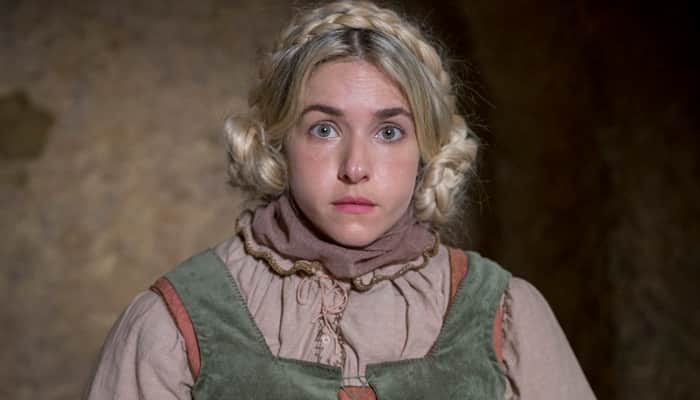 Glória (Monique Alfradique) em Deus Salve o Rei (Foto: Globo/Marília Cabral) Glória (Monique Alfradique) em Deus Salve o Rei (Foto: Globo/Marília Cabral)