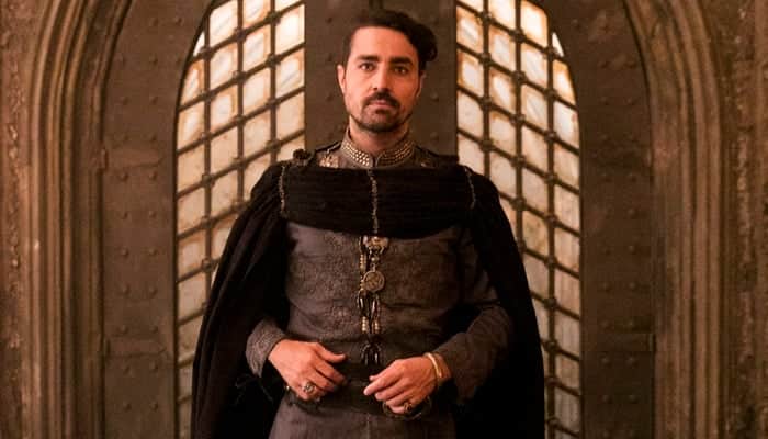 Virgílio em cena de Deus Salve o Rei (Foto: Globo/João Miguel Júnior) Virgílio em cena de Deus Salve o Rei (Foto: Globo/João Miguel Júnior)
